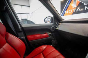 LAND ROVER RANGE ROVER SPORT 3.0 SD V6 HSE Dynamic SUV 5dr Diesel Auto 4WD Euro 6 (s/s) (306 