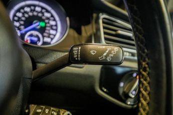 VOLKSWAGEN GOLF 2.0 TSI BlueMotion Tech R Estate 5dr Petrol DSG 4MOTION Euro 6 (