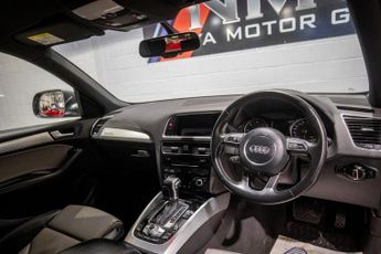 AUDI Q5 2.0 TDI S line Plus SUV 5dr Diesel S Tronic quattro Euro 5 (s/s)