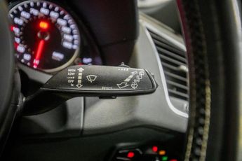 AUDI Q5 2.0 TDI S line Plus SUV 5dr Diesel S Tronic quattro Euro 5 (s/s)