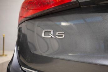 AUDI Q5 2.0 TDI S line Plus SUV 5dr Diesel S Tronic quattro Euro 5 (s/s)