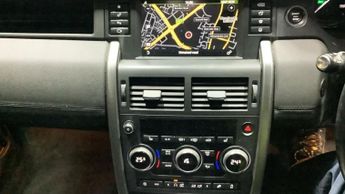 LAND ROVER DISCOVERY SPORT 2.0 TD4 Landmark SUV 5dr Diesel Auto 4WD Euro 6 (s/s) (180 ps) F