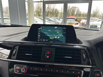 BMW 1 SERIES 1.5 118i GPF M Sport Shadow Edition Hatchback 5dr Petrol Auto Eu