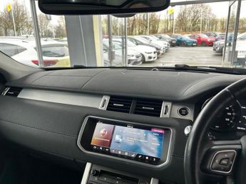 LAND ROVER RANGE ROVER EVOQUE 2.0 TD4 HSE Dynamic SUV 5dr Diesel Auto 4WD Euro 6 (s/s) (180 ps