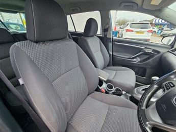 TOYOTA VERSO 1.8 V-Matic Trend MPV 5dr Petrol Multidrive S Euro 5 Euro 5 (147