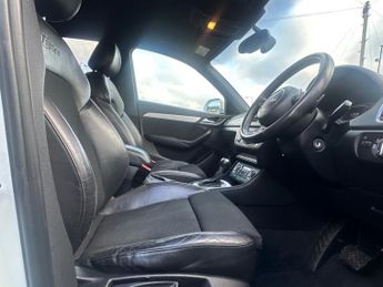 AUDI Q3 2.0 TDI S line SUV 5dr Diesel S Tronic quattro Euro 5 (s/s) (177