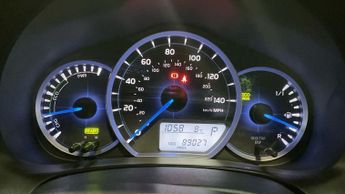 TOYOTA YARIS 1.5 VVT-h Icon Plus Hatchback 5dr Petrol Hybrid CVT Euro 5 (101 