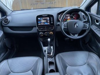 RENAULT CLIO 1.2 TCe Signature Nav Hatchback 5dr Petrol EDC Euro 6 (s/s) (120
