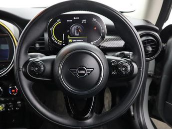 MINI Electric Hatch Cooper SE 32.6kWh Level 1 Hatchback 3dr Electric Auto (184 ps)