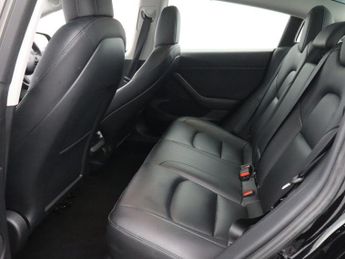 TESLA Model 3 Standard Range Plus Saloon 4dr Electric Auto RWD (241 bhp)