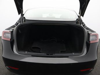 TESLA Model 3 Standard Range Plus Saloon 4dr Electric Auto RWD (241 bhp)