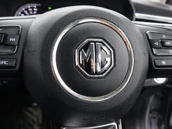 MG MG 5 61.1kWh Exclusive Long Range Estate 5dr Electric Auto (156 ps)