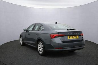 SKODA OCTAVIA 1.4 TSI iV 13kWh SE L Hatchback 5dr Petrol Plug-in Hybrid DSG Eu