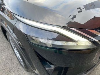 NISSAN QASHQAI 1.3 DIG-T MHEV Acenta Premium SUV 5dr Petrol Hybrid XTRON Euro 6