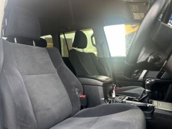 TOYOTA LAND CRUISER 2.8D Active SUV 5dr Diesel Auto 4WD Euro 6 (s/s) (7 Seat) (204 p