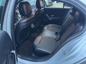 MERCEDES-BENZ A-CLASS 1.5 A180d Sport (Executive) Hatchback 5dr Diesel 7G-DCT Euro 6 (