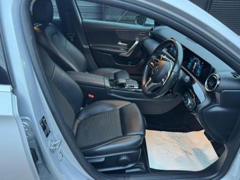 MERCEDES-BENZ A-CLASS 1.5 A180d Sport (Executive) Hatchback 5dr Diesel 7G-DCT Euro 6 (