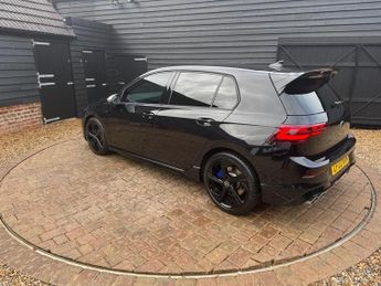 VOLKSWAGEN GOLF 2.0 TSI R Hatchback 5dr Petrol DSG 4Motion Euro 6 (s/s) (320 ps)