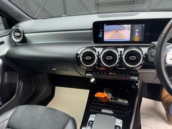 MERCEDES-BENZ A-CLASS 2.0 A200d AMG Line (Executive) Hatchback 5dr Diesel 8G-DCT Euro 