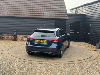MERCEDES-BENZ A-CLASS 2.0 A200d AMG Line (Executive) Hatchback 5dr Diesel 8G-DCT Euro 