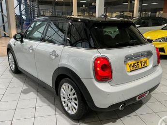 MINI HATCH 1.5 Cooper D Hatchback 5dr Diesel Auto Euro 6 (s/s) (116 ps)