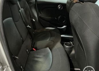 MINI HATCH 1.5 Cooper D Hatchback 5dr Diesel Auto Euro 6 (s/s) (116 ps)