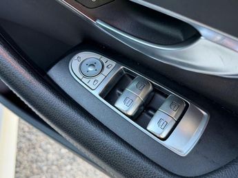 MERCEDES-BENZ E-CLASS 2.0 E220d AMG Line Coupe 2dr Diesel G-Tronic+ Euro 6 (s/s) (194 