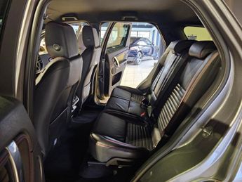 LAND ROVER DISCOVERY SPORT 2.0 D165 MHEV R-Dynamic S Plus SUV 5dr Diesel Auto 4WD Euro 6 (s