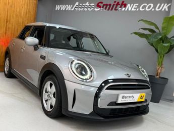 MINI Hatch 1.5 Cooper Classic Hatchback 5dr Petrol Steptronic Euro 6 (s/s) 