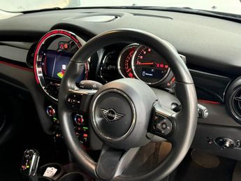 MINI HATCH 1.5 Cooper Classic Hatchback 5dr Petrol Steptronic Euro 6 (s/s) 