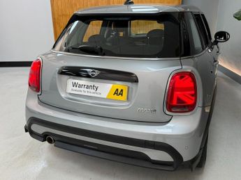 MINI HATCH 1.5 Cooper Classic Hatchback 5dr Petrol Steptronic Euro 6 (s/s) 