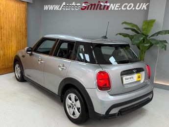 MINI HATCH 1.5 Cooper Classic Hatchback 5dr Petrol Steptronic Euro 6 (s/s) 