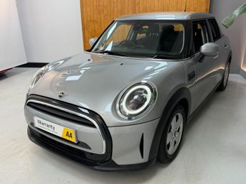 MINI HATCH 1.5 Cooper Classic Hatchback 5dr Petrol Steptronic Euro 6 (s/s) 