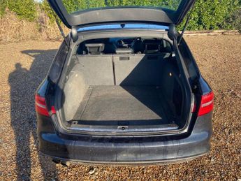 AUDI A4 AVANT 2.0 TDI S line Estate 5dr Diesel Multitronic Euro 5 (s/s) (150 p