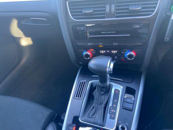 AUDI A4 AVANT 2.0 TDI S line Estate 5dr Diesel Multitronic Euro 5 (s/s) (150 p