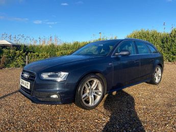 AUDI A4 AVANT 2.0 TDI S line Estate 5dr Diesel Multitronic Euro 5 (s/s) (150 p