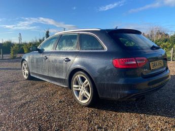 AUDI A4 AVANT 2.0 TDI S line Estate 5dr Diesel Multitronic Euro 5 (s/s) (150 p