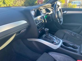AUDI A4 AVANT 2.0 TDI S line Estate 5dr Diesel Multitronic Euro 5 (s/s) (150 p