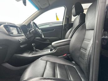 KIA SORENTO 2.2 CRDi KX-2 SUV 5dr Diesel Auto AWD Euro 6 (s/s) (197 bhp)