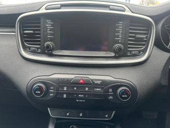 KIA SORENTO 2.2 CRDi KX-2 SUV 5dr Diesel Auto AWD Euro 6 (s/s) (197 bhp)
