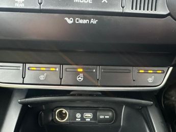 KIA SORENTO 2.2 CRDi KX-2 SUV 5dr Diesel Auto AWD Euro 6 (s/s) (197 bhp)