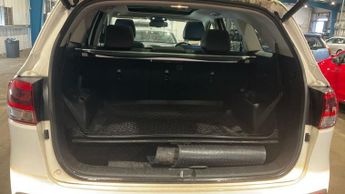 KIA SORENTO 2.2 CRDi KX-4 SUV 5dr Diesel Auto AWD Euro 6 (197 bhp)