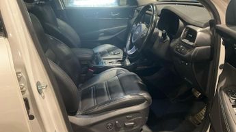 KIA SORENTO 2.2 CRDi KX-4 SUV 5dr Diesel Auto AWD Euro 6 (197 bhp)