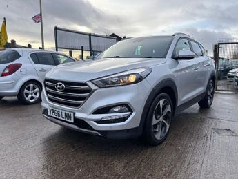 HYUNDAI TUCSON 1.7 CRDi Blue Drive Premium SUV 5dr Diesel DCT Euro 6 (s/s) (141
