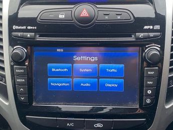 HYUNDAI IX20 1.6 SE Nav Hatchback 5dr Petrol Auto Euro 6 (125 ps)