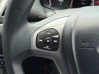 FORD FIESTA 1.6 TDCi ECOnetic DPF Hatchback 5dr Diesel Manual (98 g/km, 94 b