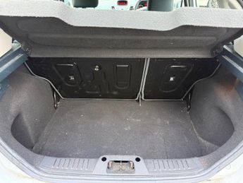 FORD FIESTA 1.6 TDCi ECOnetic DPF Hatchback 5dr Diesel Manual (98 g/km, 94 b