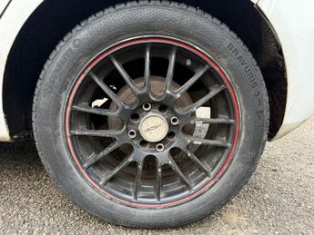 FORD FIESTA 1.6 TDCi ECOnetic DPF Hatchback 5dr Diesel Manual (98 g/km, 94 b