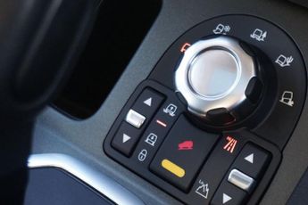 LAND ROVER DISCOVERY 4 SE 5.0 V8 Commandshift SUV 7 Seat Petrol Auto  5dr - Just 43,911