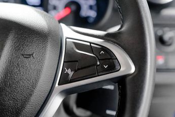 DACIA DUSTER 1.3 TCe Prestige SUV 5dr Petrol EDC Euro 6 (s/s) (150 ps)